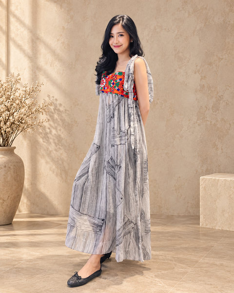 Grey embroidered chiffon boho dress portrait - Zoe London Wearable Art Collection